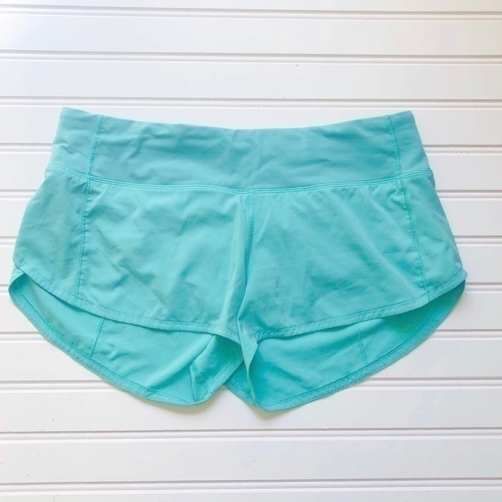 Lululemon shorts different sizes colors​​ - Picture 5 of 16